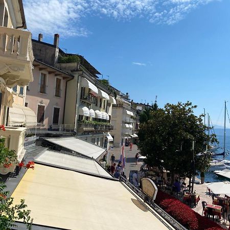 サロCasa Elisabetta, Affacciata Sul Golfoアパートメント エクステリア 写真